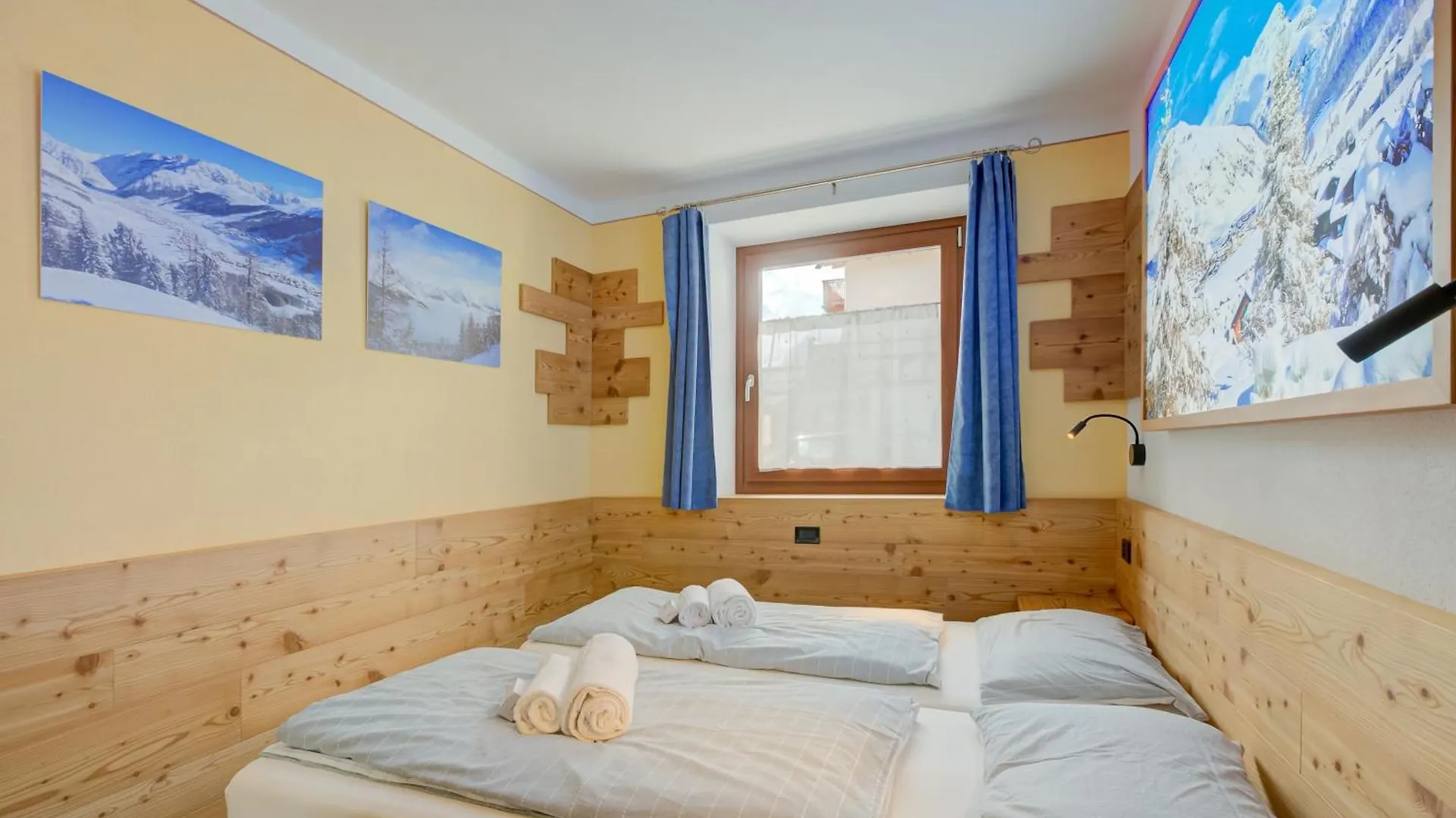 Italia 2 Ski In-Ski Out Mt 50 - Happy Rentals Livigno Apartment